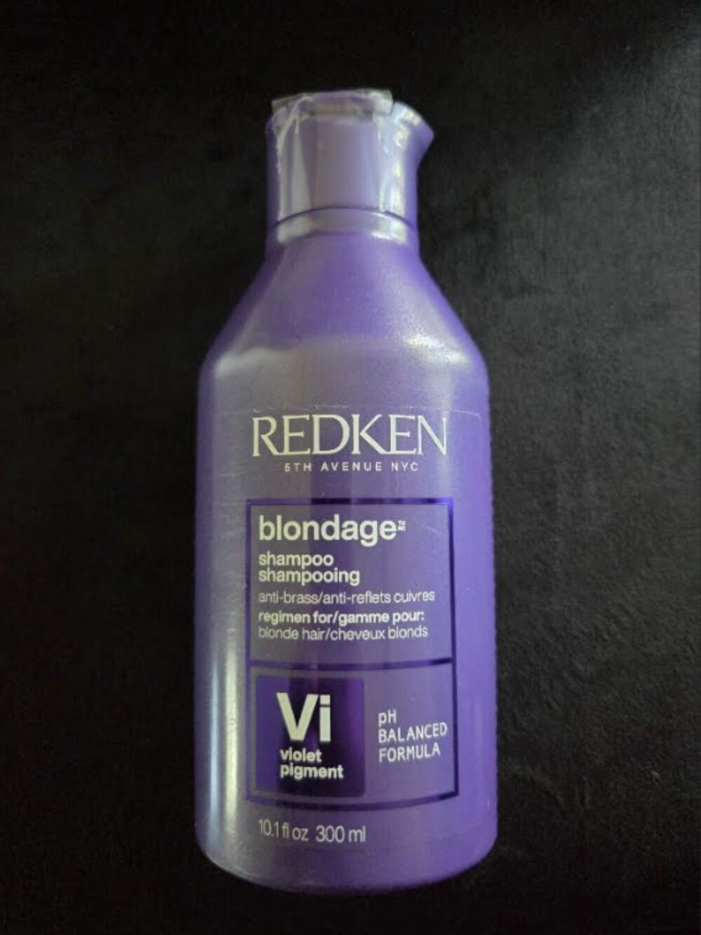Redken Blondage Shampoo – Violet Pigment Anti-Brass Formula – 10.1 fl. oz. / 300